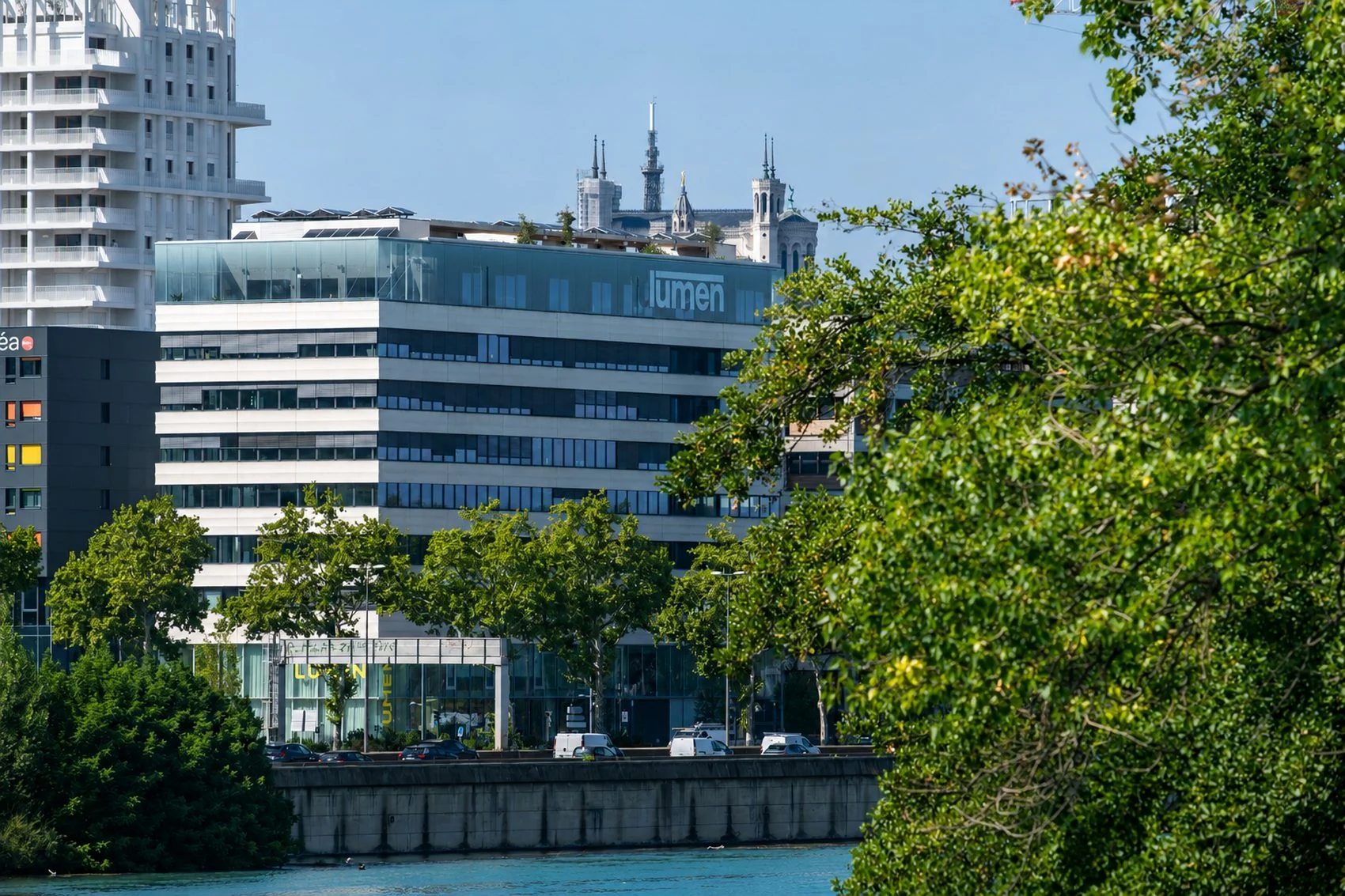 Le bâtiment Lumen, centre d'affaires à Lyon Confluence