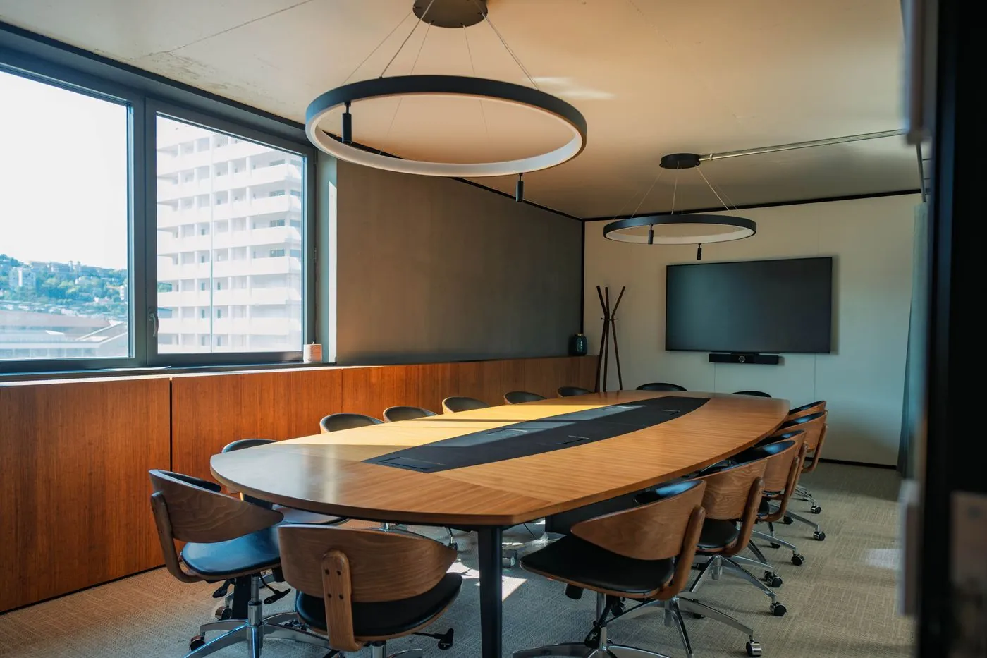 Salle de réunion et de conférence équipée — Lumen Lyon